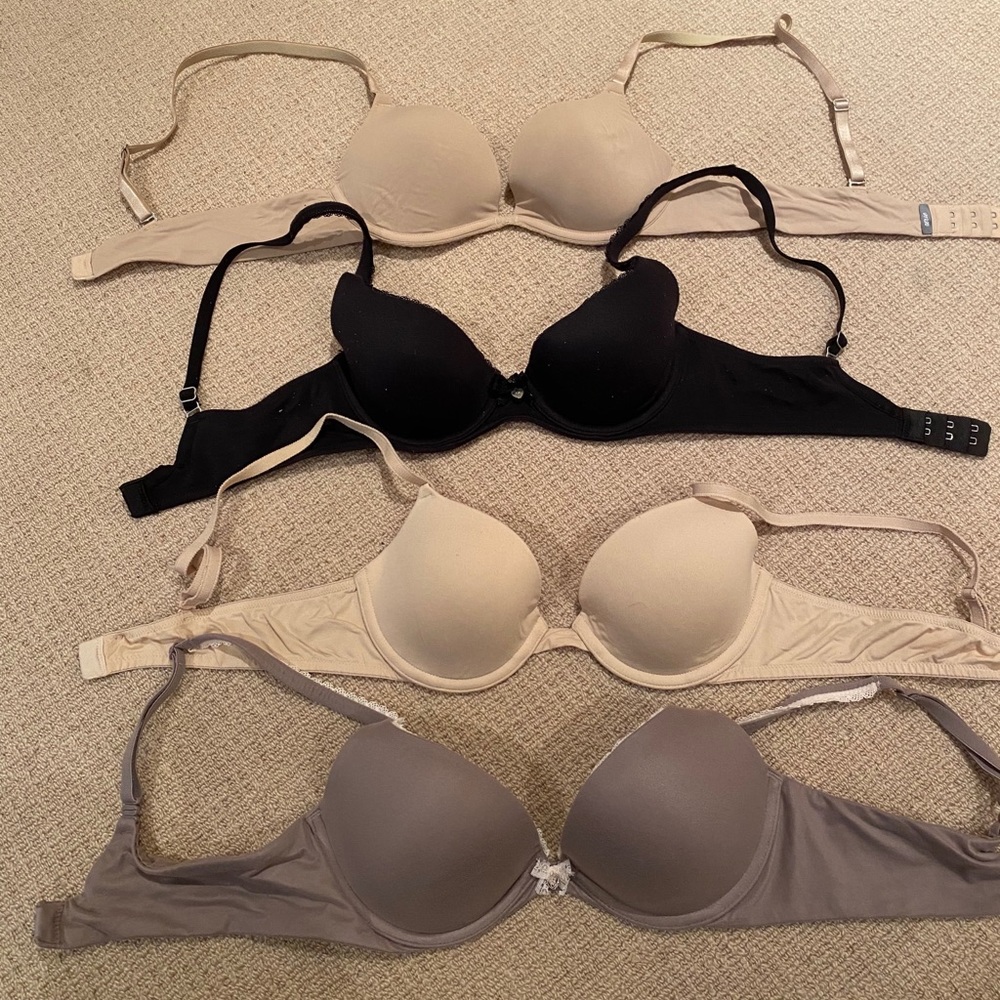 Assorted Pink Victoria secret and aerie bras